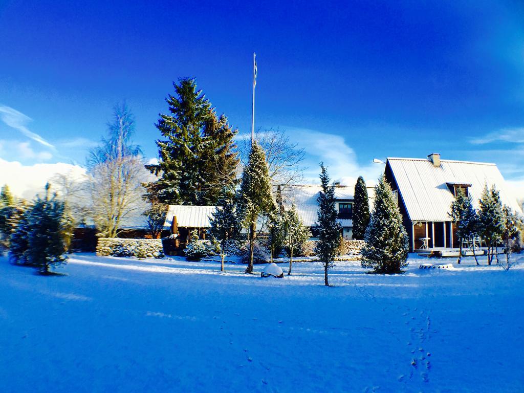 Hotel Kuivastujaani Zewnętrze zdjęcie